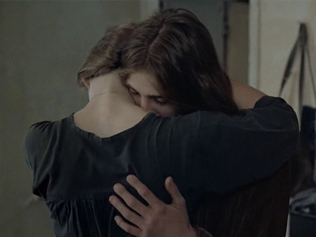 La nuque de Tina Irissari (Alberte) et Antoine Monnier (Charles) / Le Diable probablement - Un film de Robert Bresson, 1977